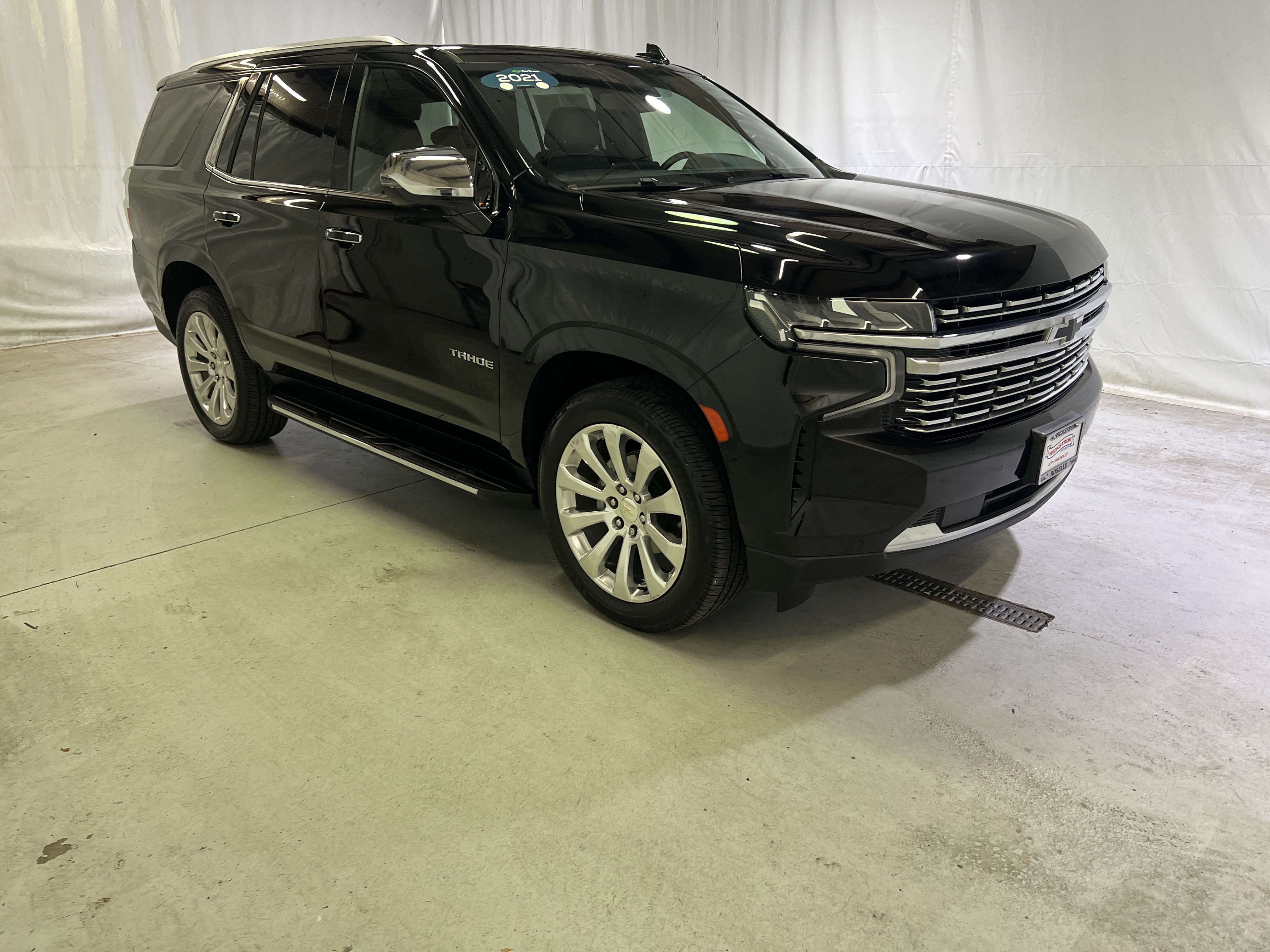 Used 2021 Chevrolet Tahoe Premier AWD/4WD image 2