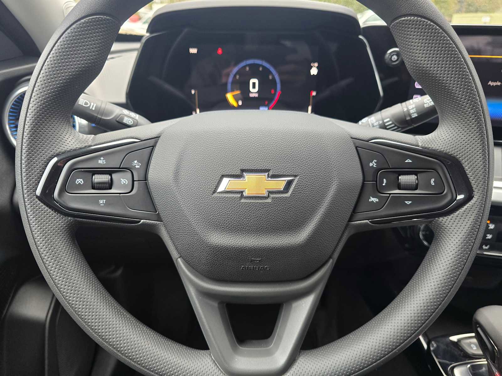 Used 2025 Chevrolet Trax LT image 25