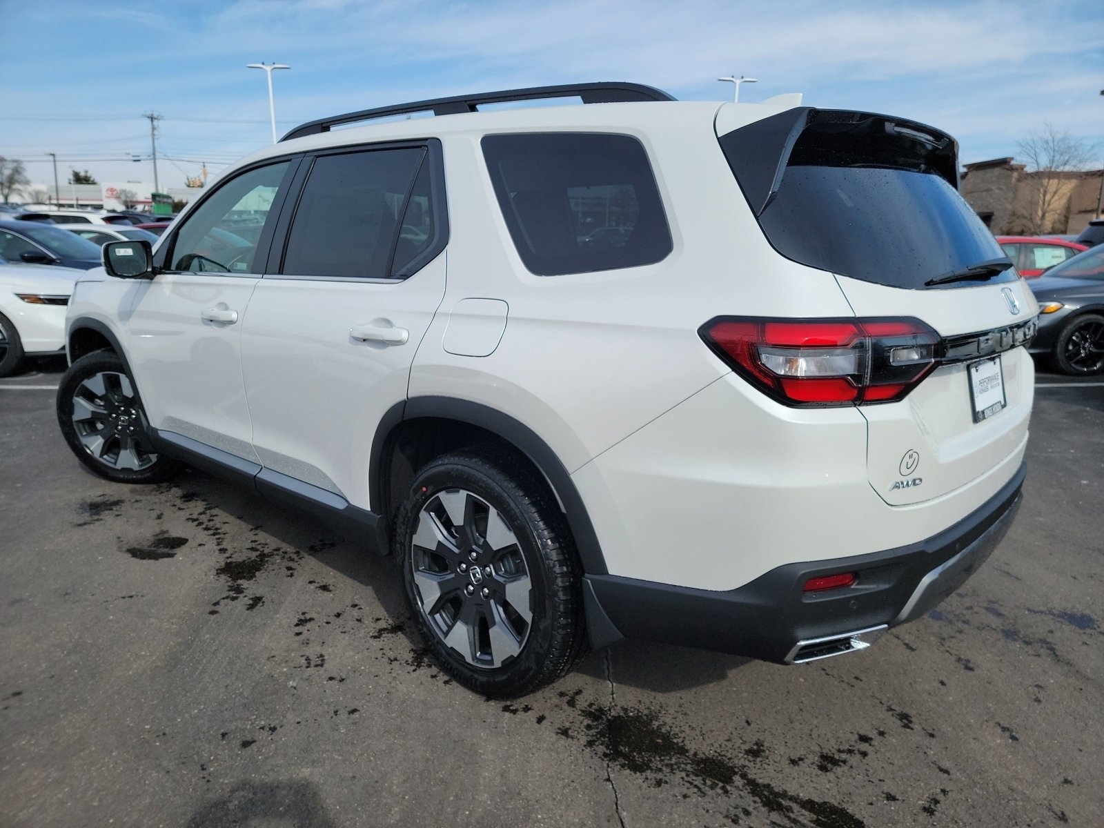 New 2026 Honda Pilot Touring image 6