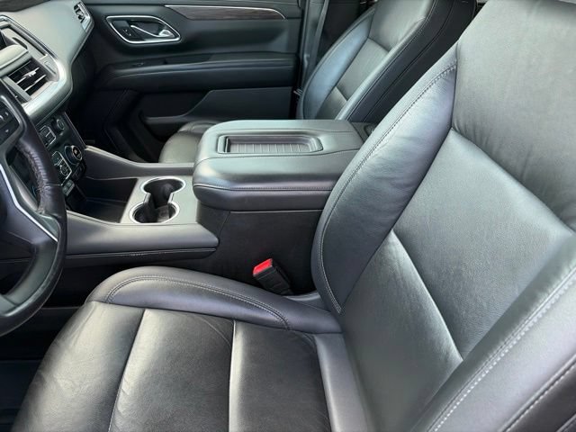Certified 2021 Chevrolet Tahoe Z71 w/ Luxury Package AWD/4WD image 8