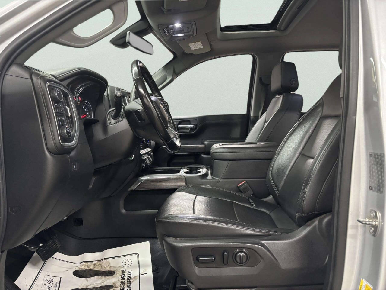 Used 2019 Chevrolet Silverado 1500 LTZ w/ LTZ Premium Package AWD/4WD image 16