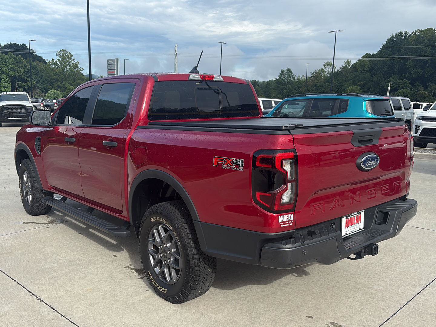Used 2025 Ford Ranger XLT w/ Equipment Group 301A High AWD/4WD image 6