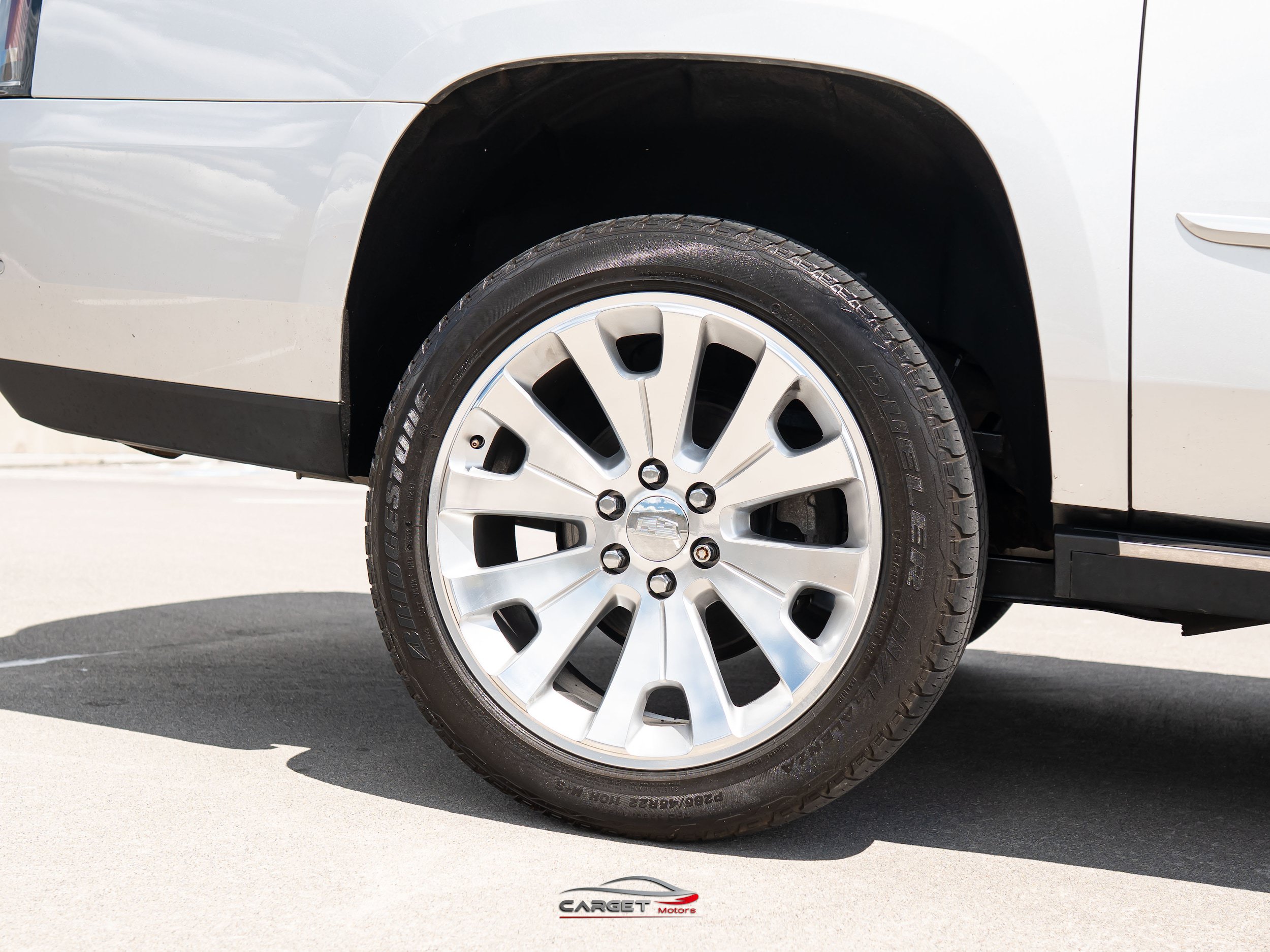 Used 2019 Cadillac Escalade ESV Premium Luxury AWD/4WD image 11