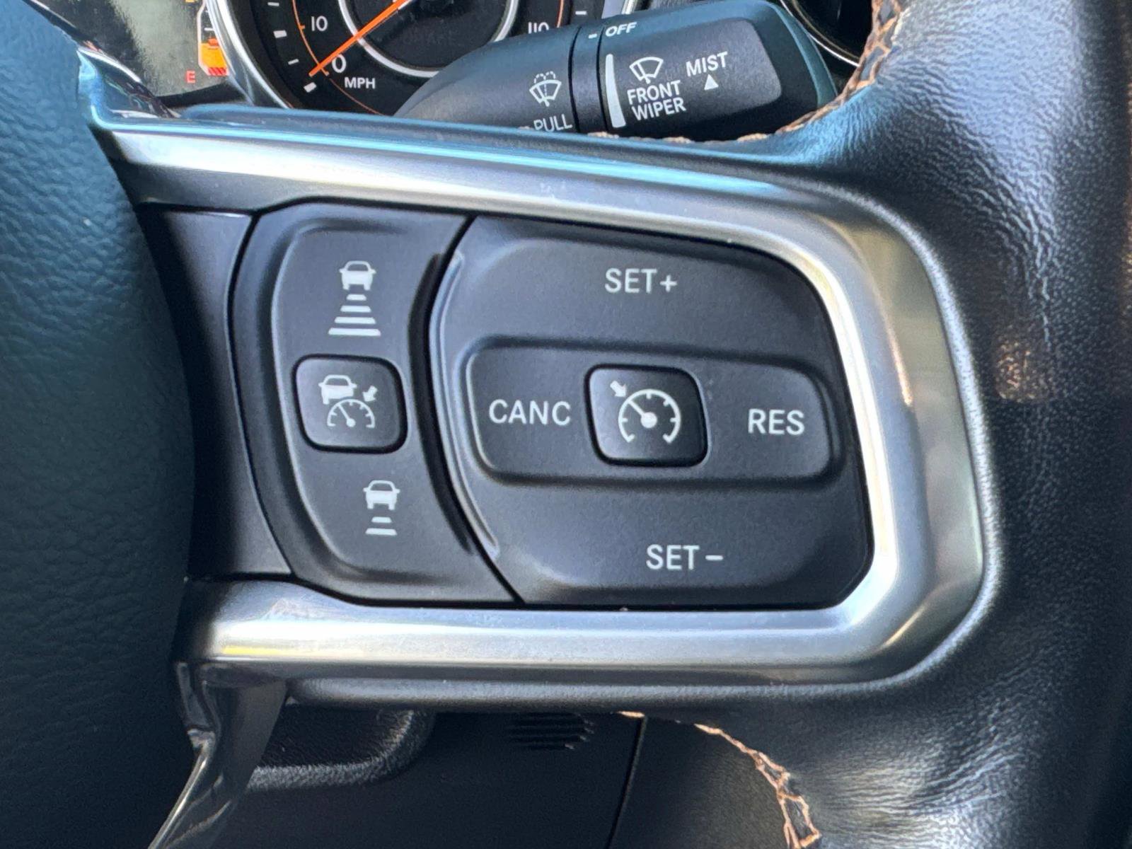 Certified 2021 Jeep Gladiator Overland AWD/4WD image 30