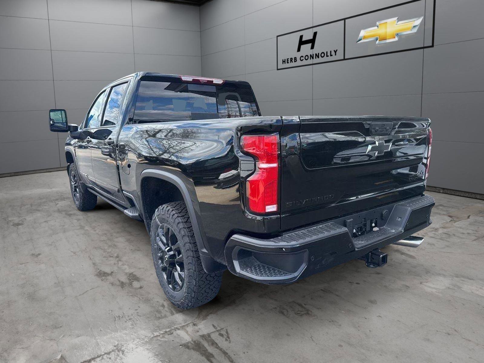 New 2026 Chevrolet Silverado 2500 High Country w/ High Country Premium Package AWD/4WD image 10