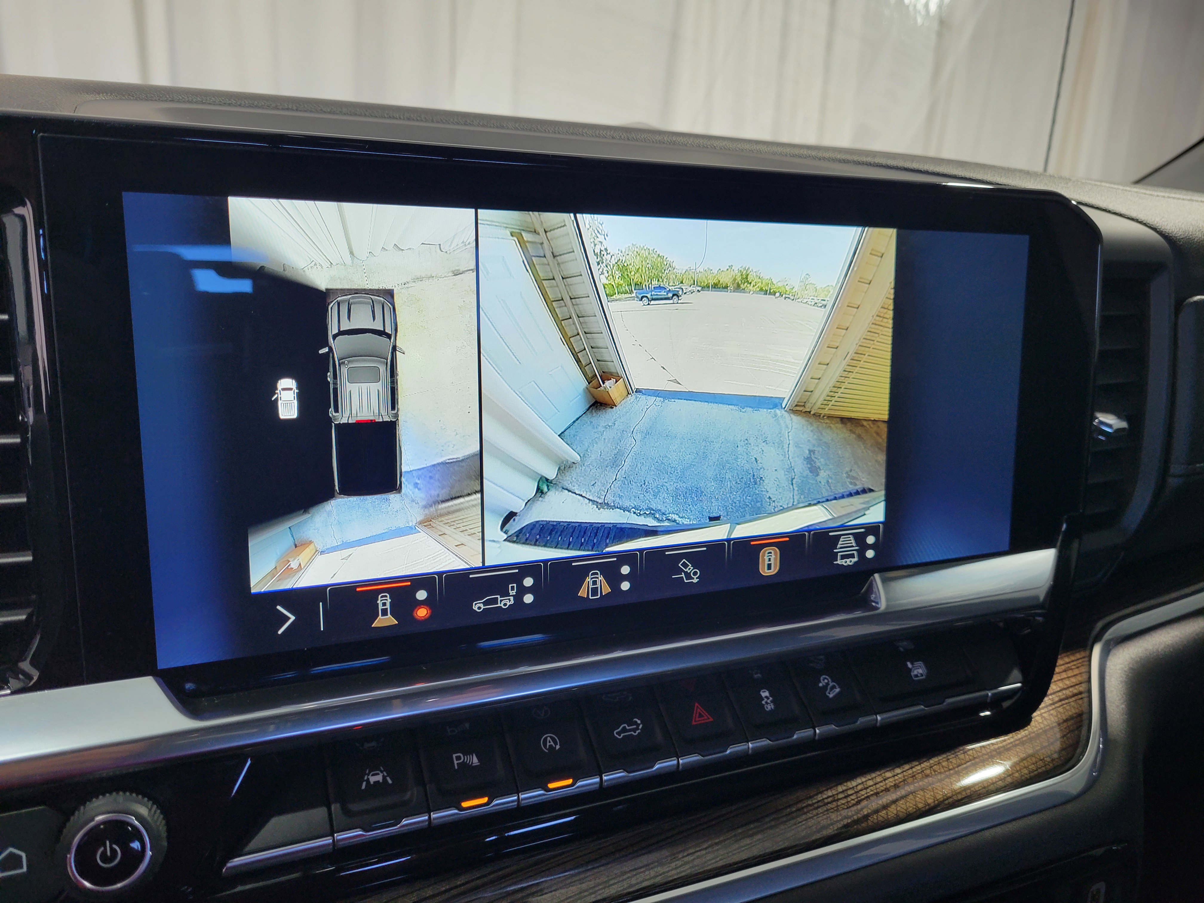 Certified 2025 Chevrolet Silverado 1500 LT Trail Boss w/ LT Trail Boss Premium Package image 29