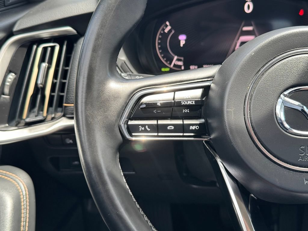 Certified 2025 MAZDA CX-70 Plug-In Hybrid w/ Premium Pkg AWD/4WD image 10