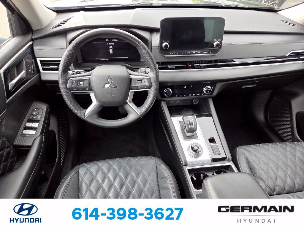 Used 2023 Mitsubishi Outlander SEL AWD/4WD image 17