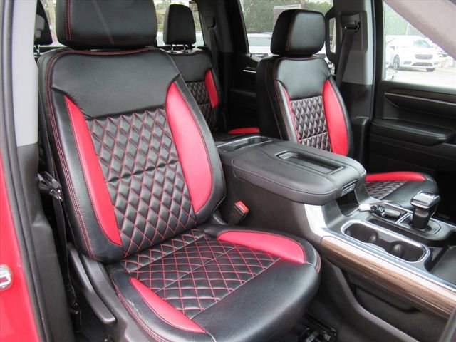 Used 2022 Chevrolet Silverado 1500 LT w/ Protection Package RWD image 8