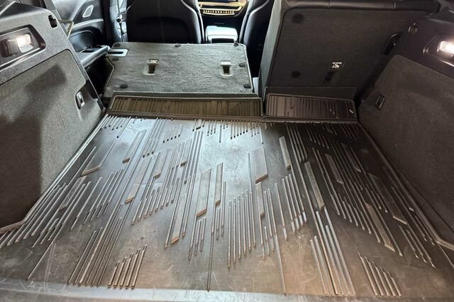 Certified 2024 Cadillac Lyriq Luxury w/ LPO, Floor Liner Package RWD image 15