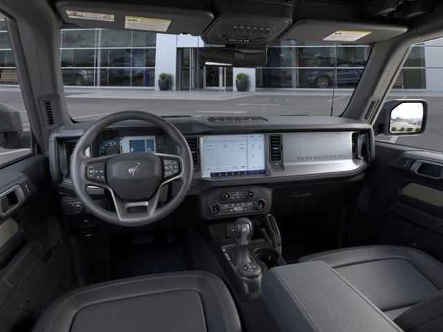 New 2025 Ford Bronco Badlands image 9