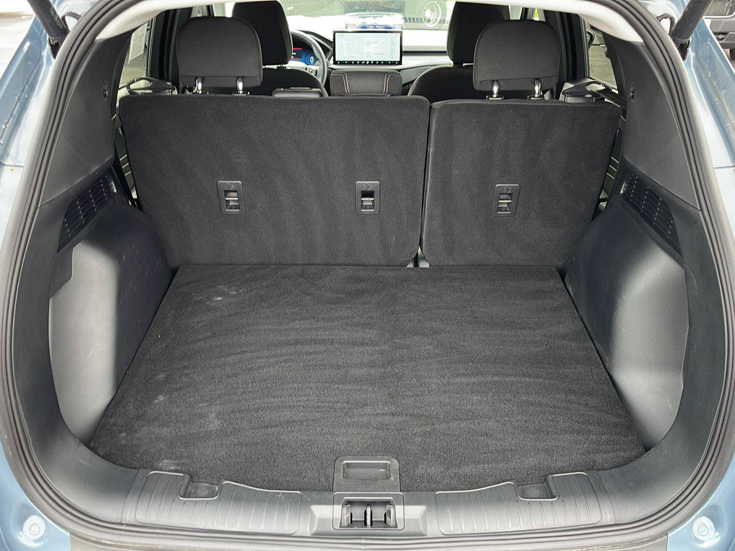Used 2025 Ford Escape Active w/ Active Premium Tech Pack FWD image 27