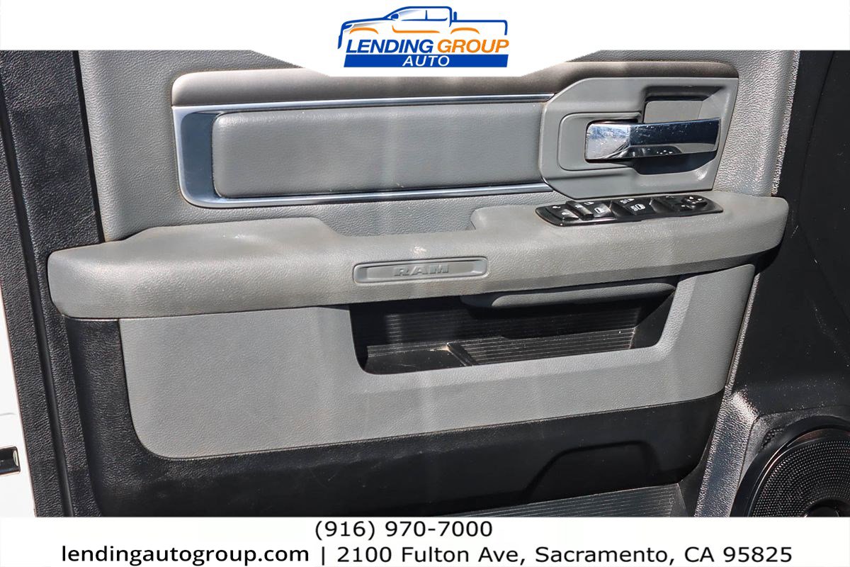 Used 2017 RAM 1500 Classic SLT image 18