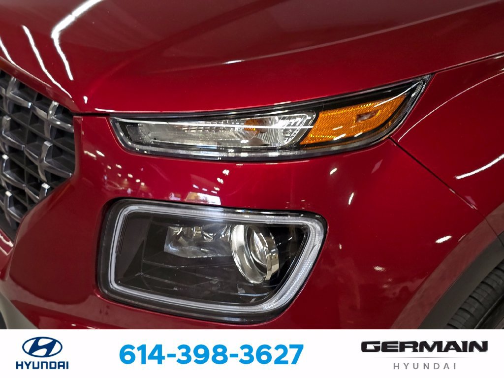Used 2024 Hyundai Venue Limited FWD image 15