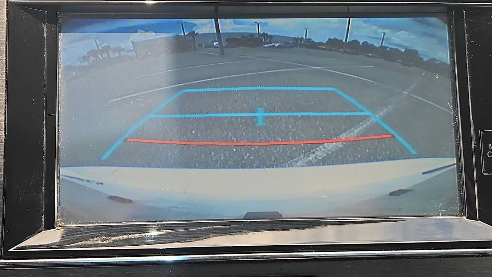 Used 2017 Toyota Avalon Touring FWD image 24