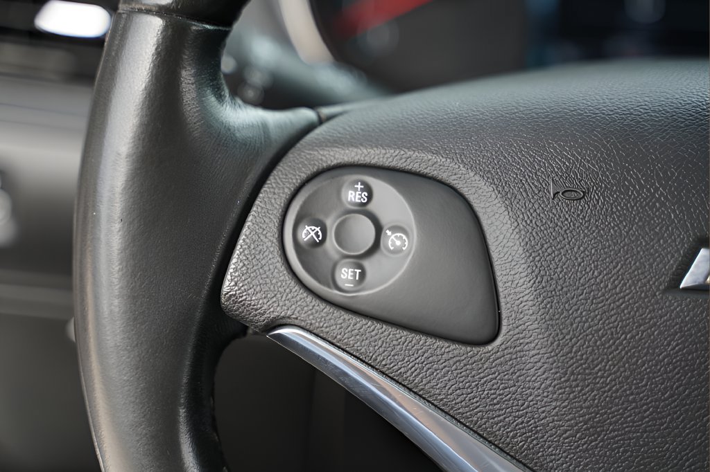 Used 2018 Chevrolet Impala LT FWD image 11