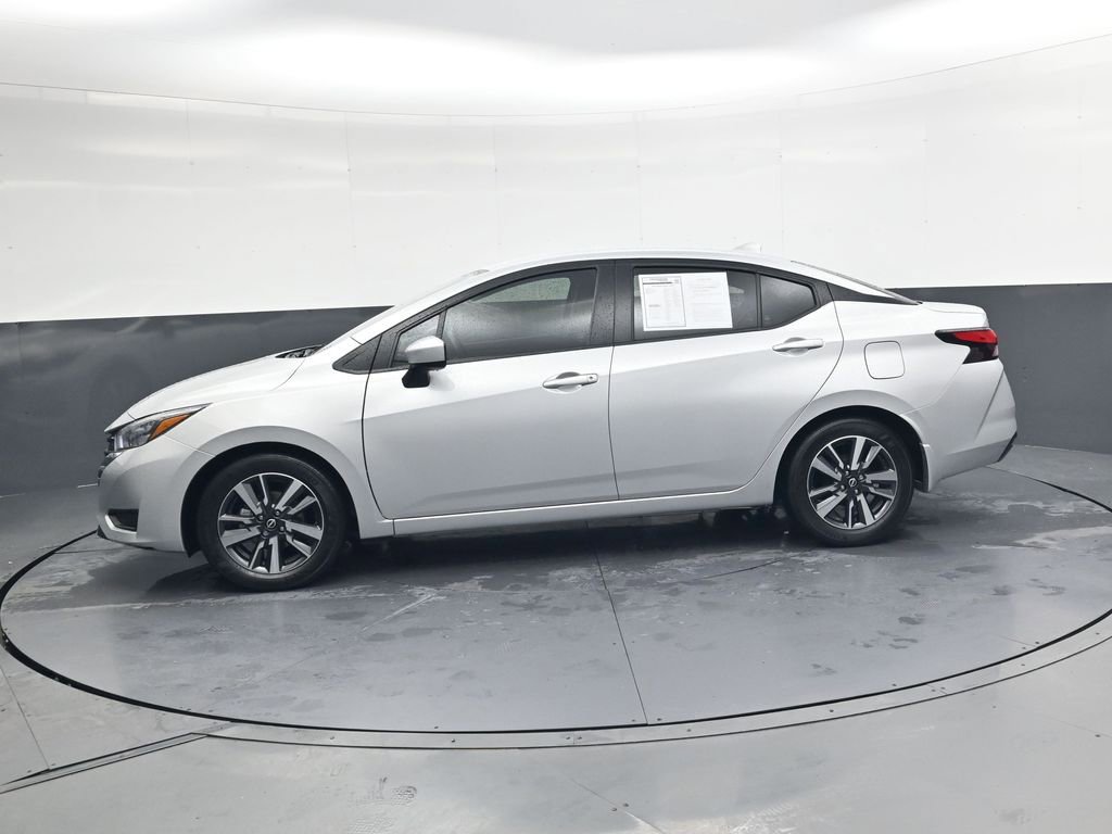 Used 2025 Nissan Versa SV w/ Trunk Package image 8