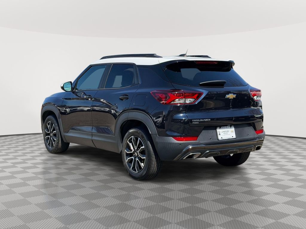 Used 2021 Chevrolet TrailBlazer ACTIV w/ Sun and Liftgate Package AWD/4WD image 4