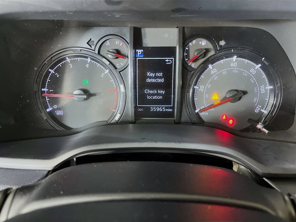Used 2024 Toyota 4Runner SR5 Premium w/ Moonroof Package AWD/4WD image 18