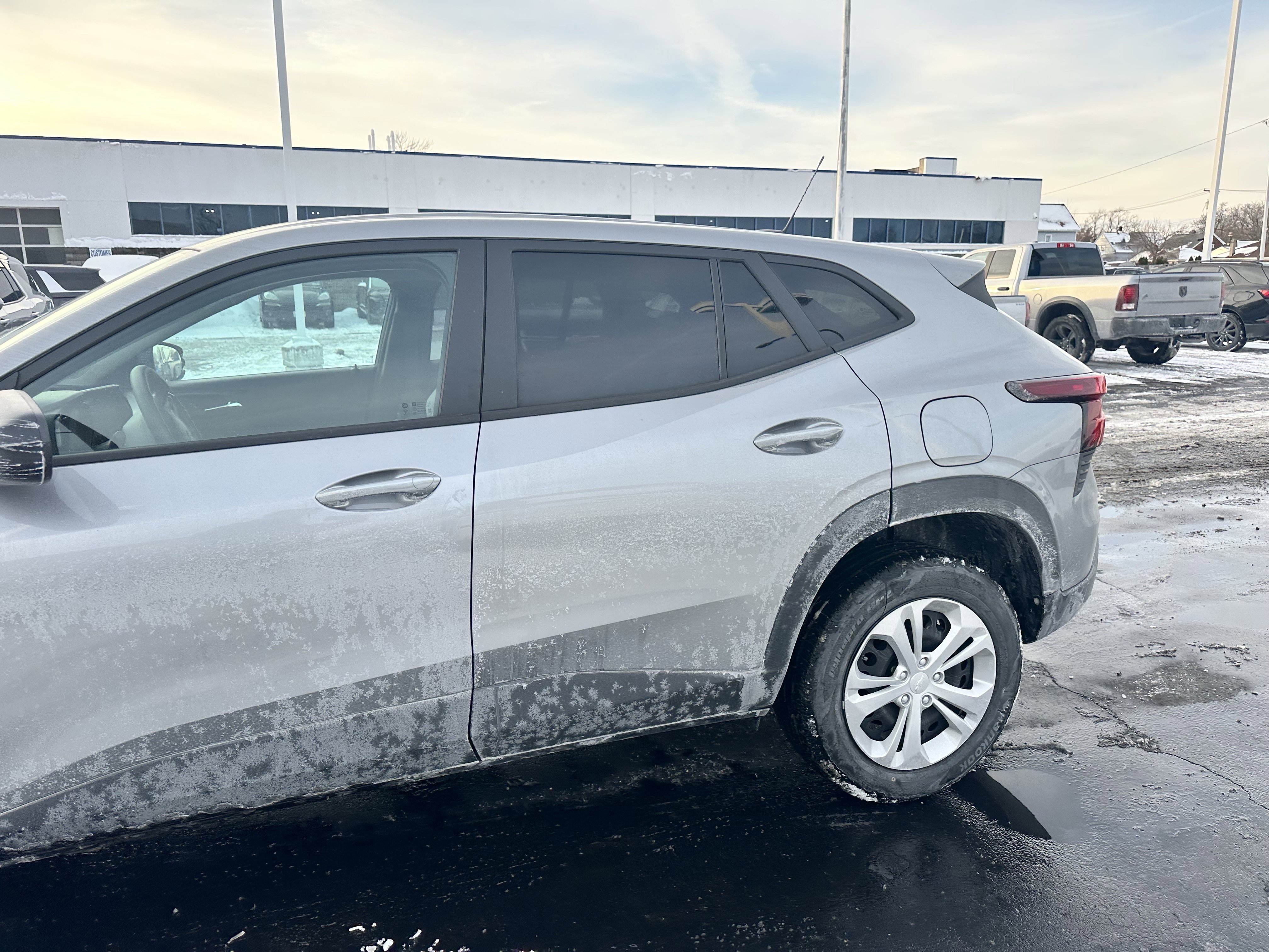 Used 2024 Chevrolet Trax LS image 5