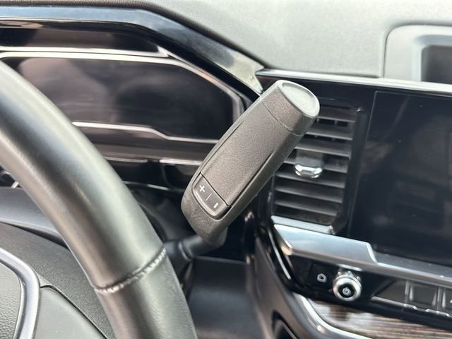 Used 2024 GMC Sierra 1500 SLE image 12