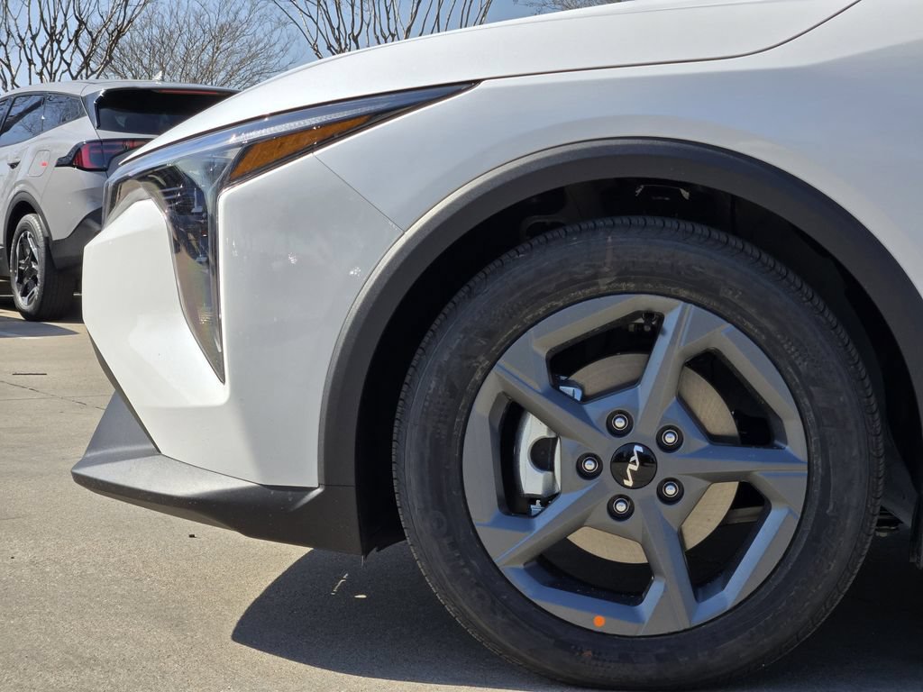 New 2026 Kia K4 FWD image 5