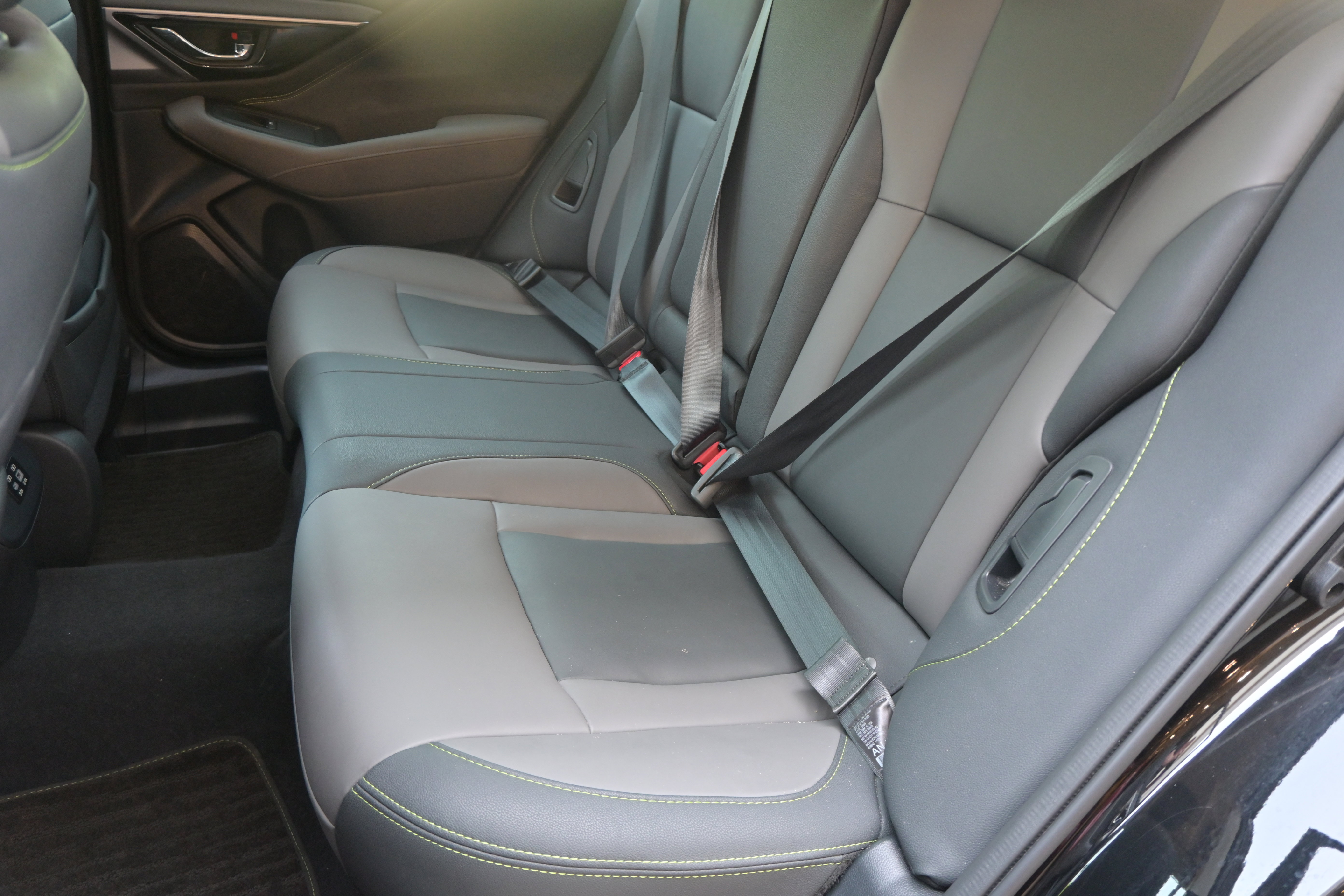 Certified 2025 Subaru Outback Onyx Edition AWD/4WD image 30
