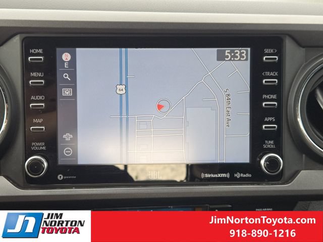 Used 2021 Toyota Tacoma TRD Off-Road w/ TRD Premium Off Road Package AWD/4WD image 19