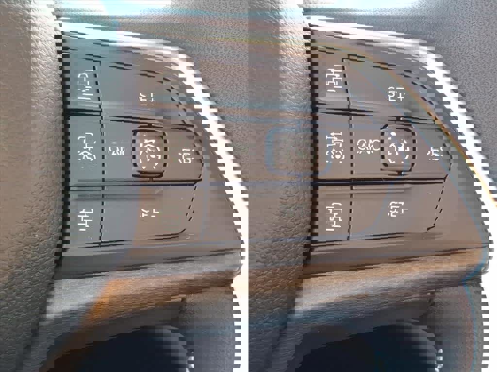 Used 2025 Jeep Grand Cherokee L Limited w/ Black Appearance Package image 52