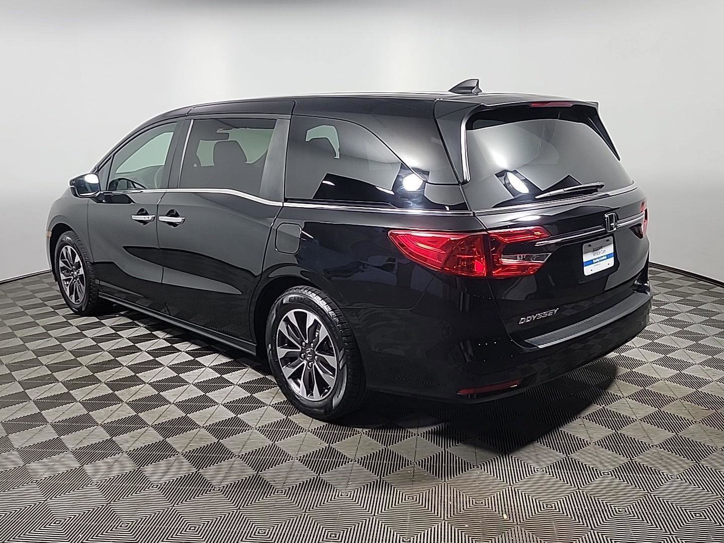 Certified 2024 Honda Odyssey EX-L image 10