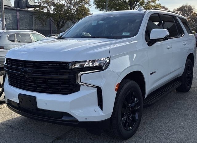 Used 2022 Chevrolet Tahoe LT w/ LT Signature Plus Package