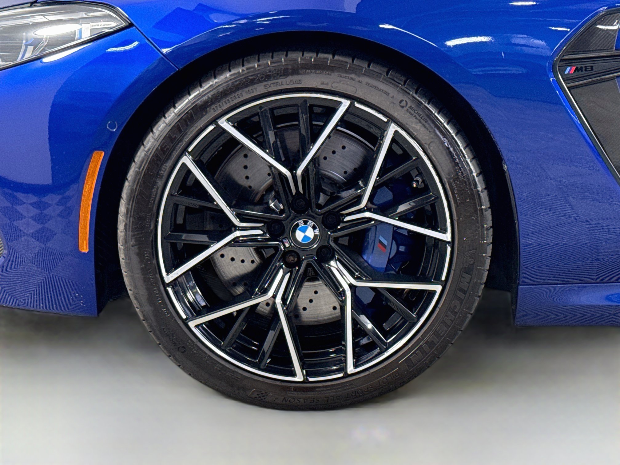 Used 2023 BMW M8 Competition w/ M Carbon Exterior Package AWD/4WD image 36