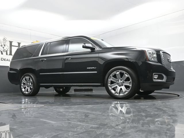 Used 2017 GMC Yukon XL Denali w/ Open Road Package AWD/4WD image 2