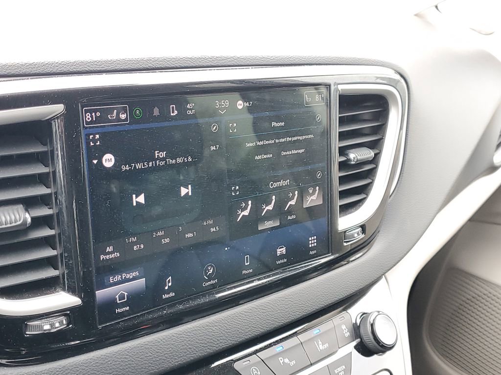 Used 2023 Chrysler Pacifica Touring-L FWD image 30