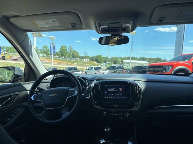 Used 2020 Chevrolet Traverse LT image 13