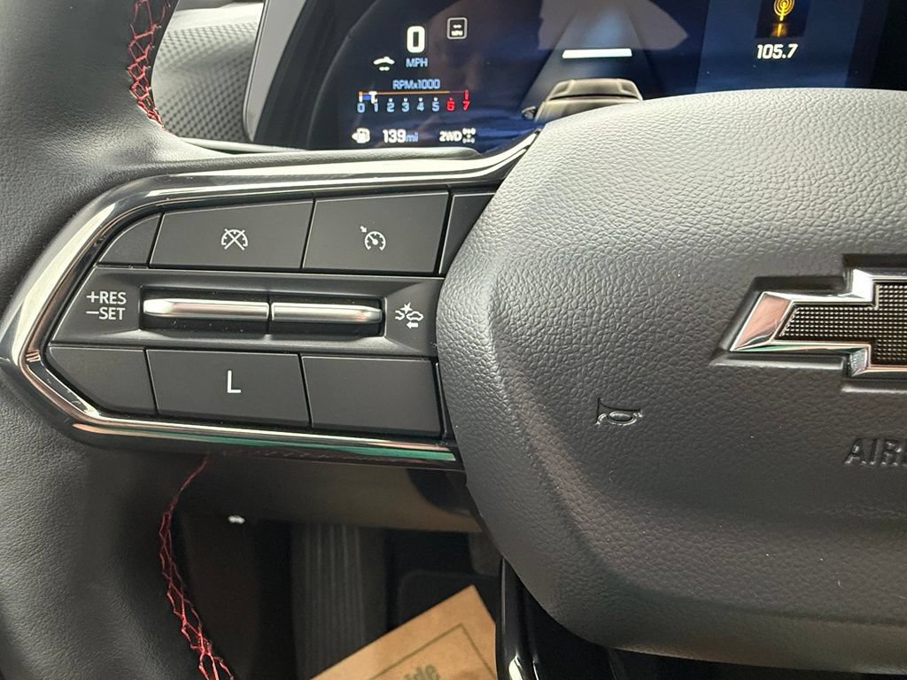 Used 2025 Chevrolet Equinox RS AWD/4WD image 13