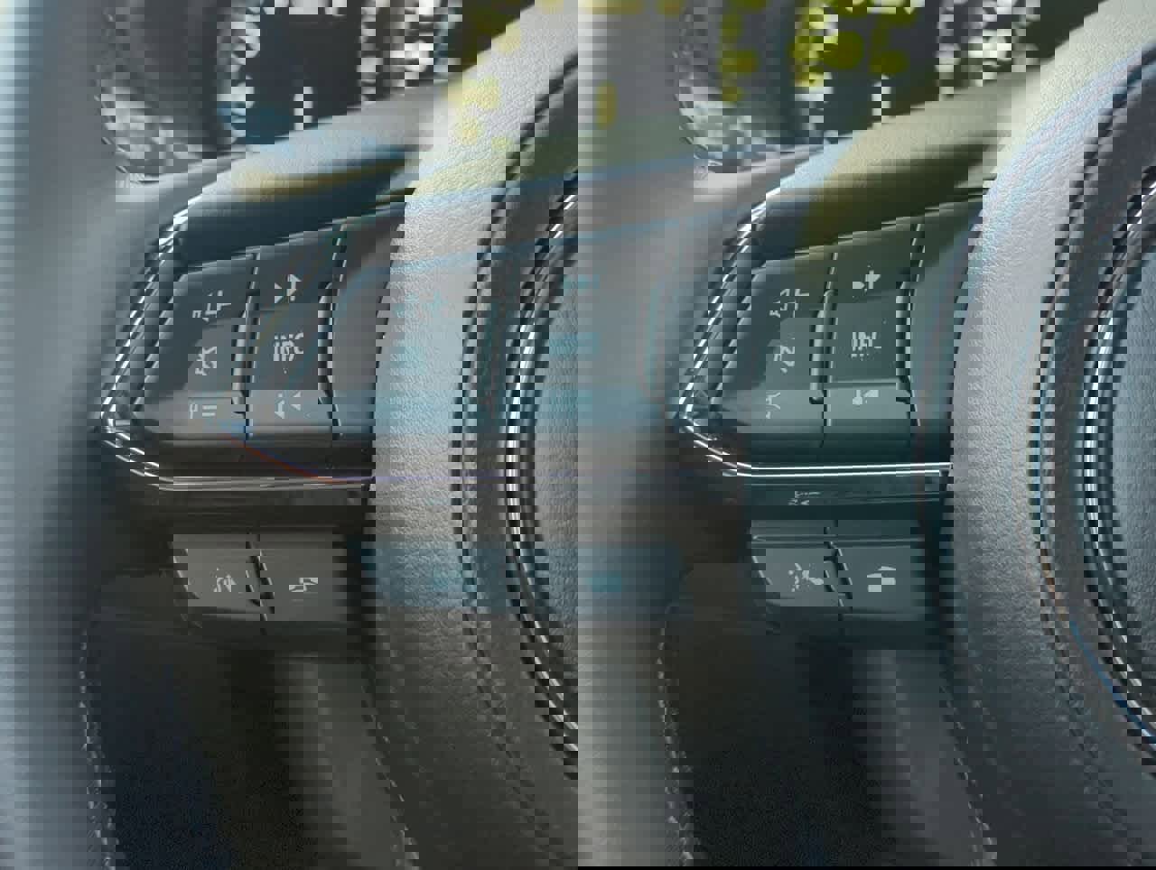 Used 2025 MAZDA CX-5 Signature image 23