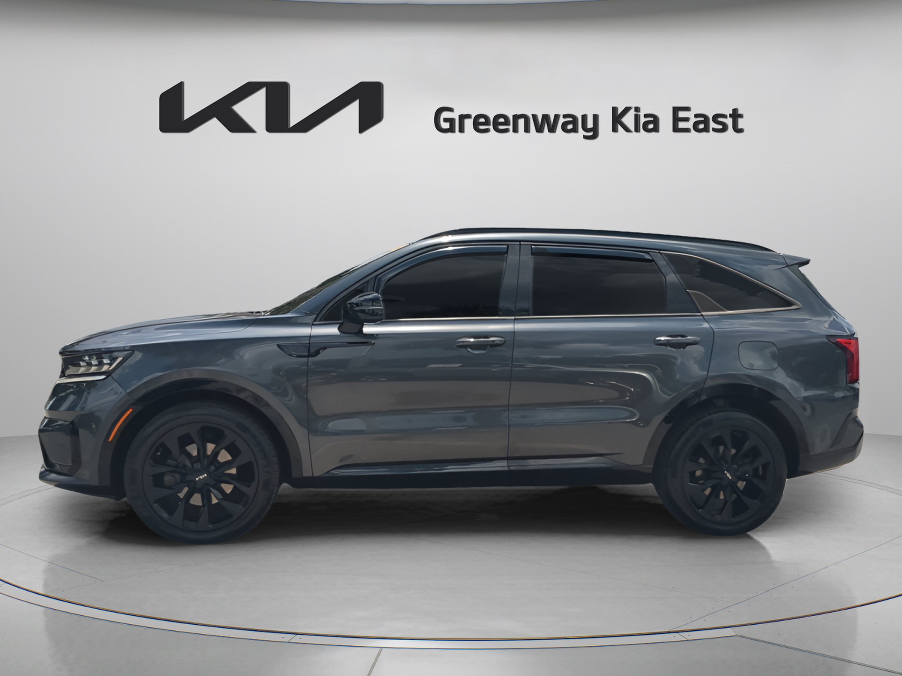 Certified 2022 Kia Sorento SX FWD image 9