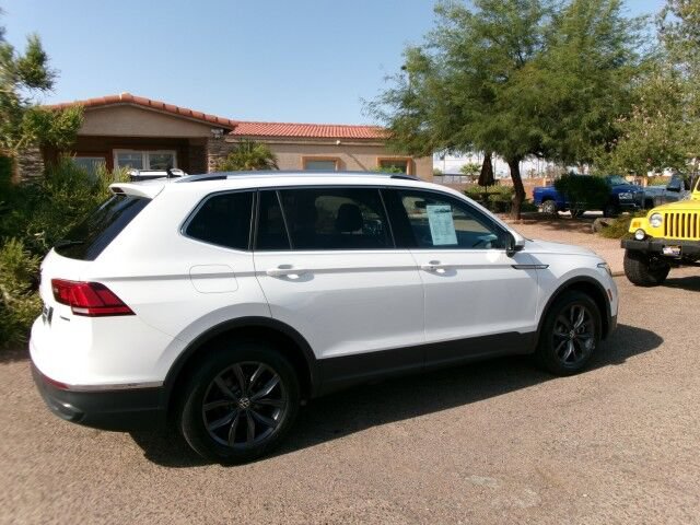 Used 2024 Volkswagen Tiguan Wolfsburg Edition AWD/4WD image 6