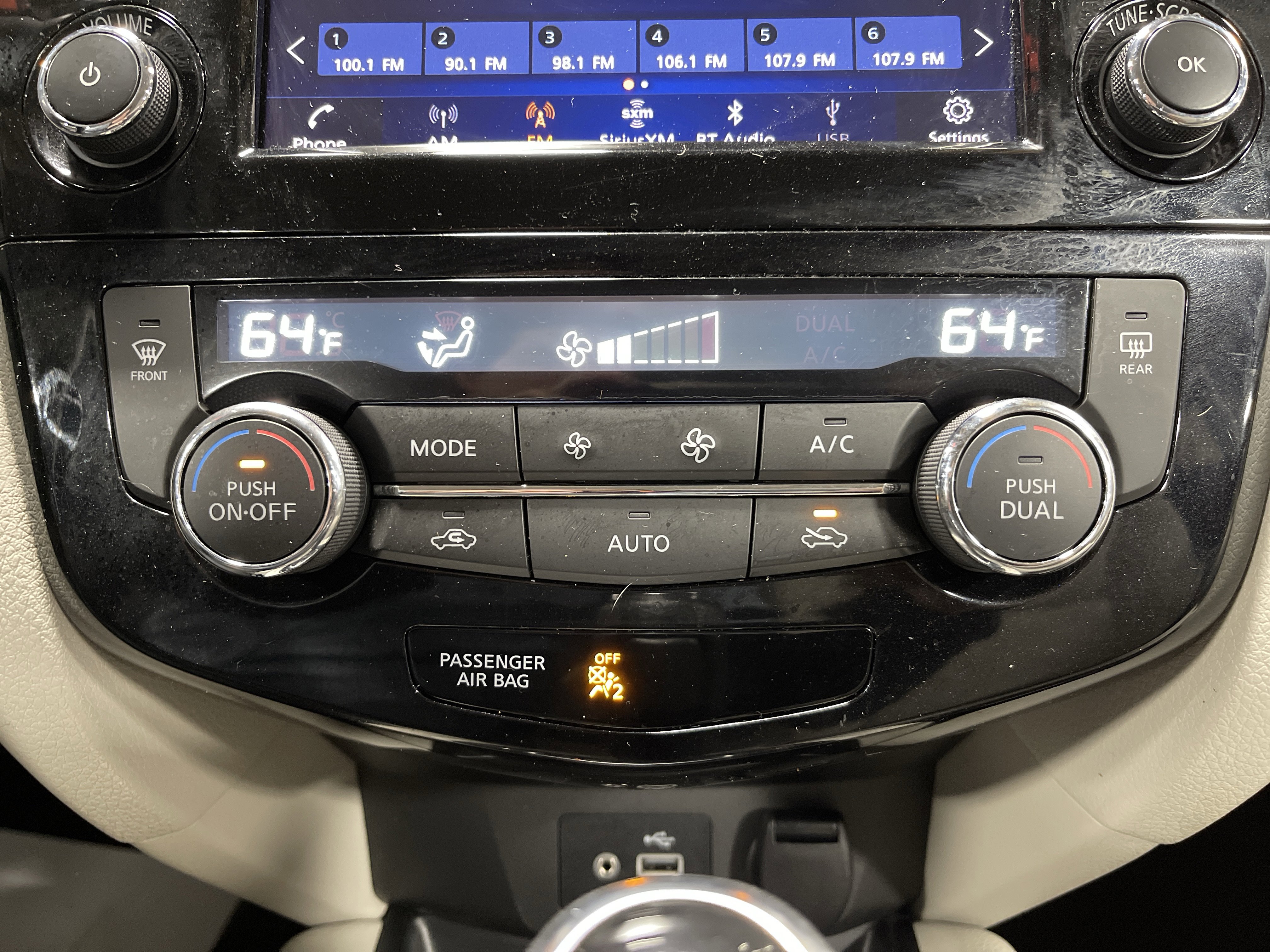 Used 2022 Nissan Rogue Sport SV image 24