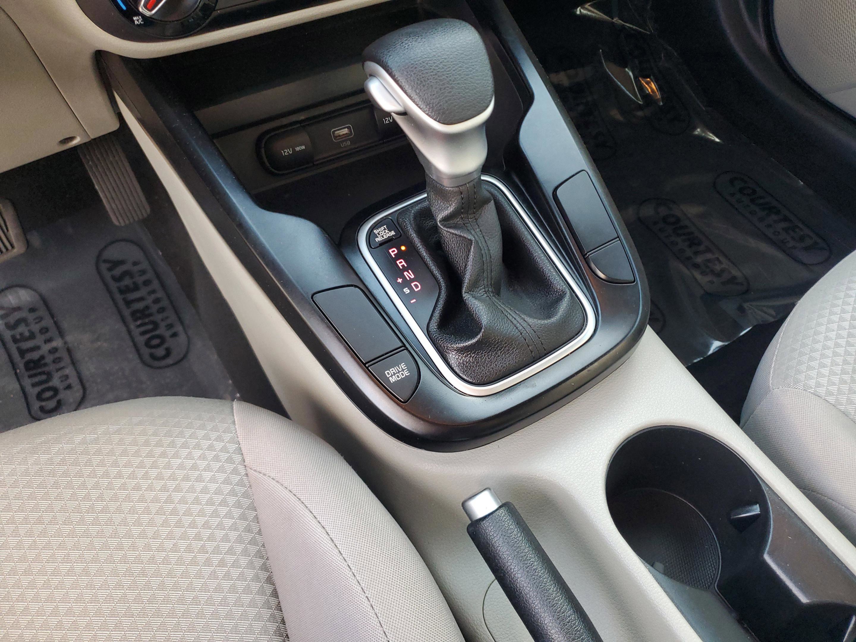 Certified 2022 Kia Soul LX image 24