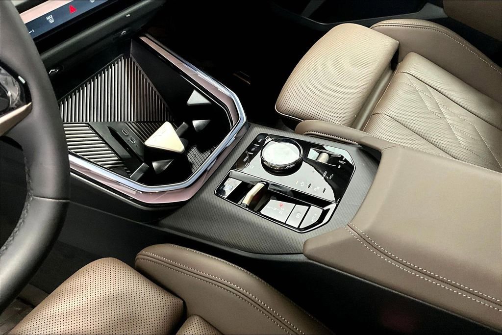 Used 2025 BMW X3 xDrive30i w/ Premium Package image 17