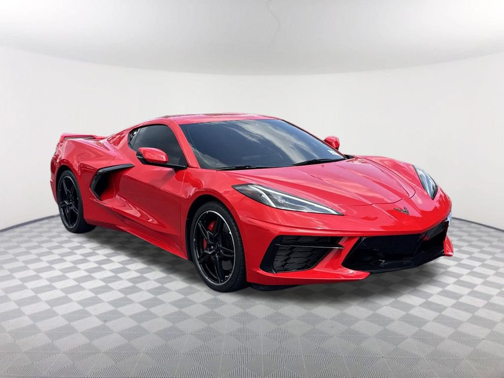 Used 2020 Chevrolet Corvette Stingray Preferred Cpe w/ 2LT Preferred Equipment Group RWD image 3