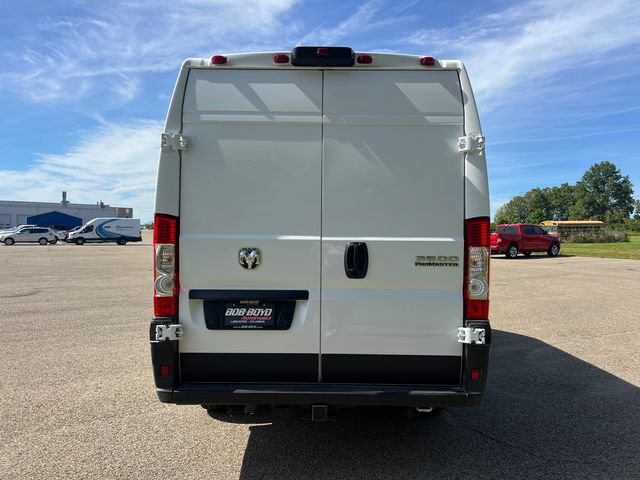 New 2026 RAM ProMaster 3500 w/ Crew Van Package FWD image 6