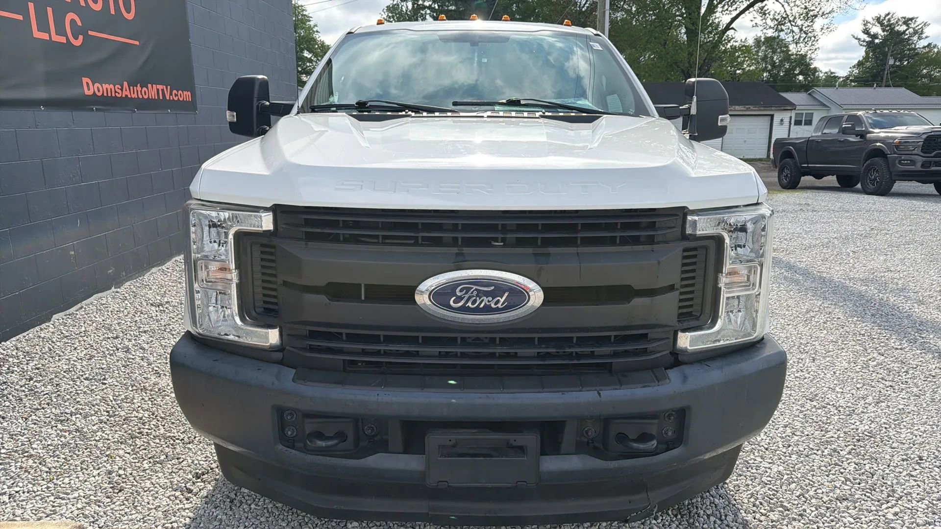 Used 2018 Ford F250 XL w/ Power Equipment Group AWD/4WD image 9