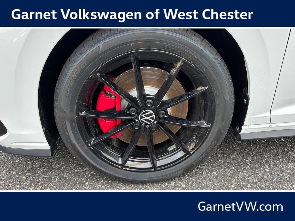 New 2026 Volkswagen Jetta GLI Autobahn FWD image 2