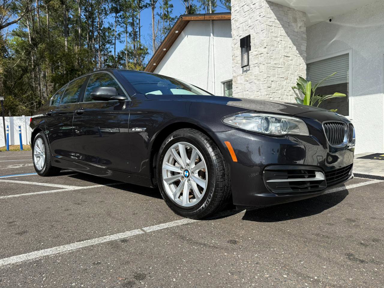 Used 2014 BMW 528i xDrive Sedan AWD/4WD image 13