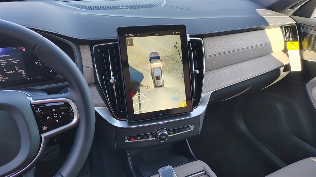 New 2026 Volvo XC90 B6 Plus image 19