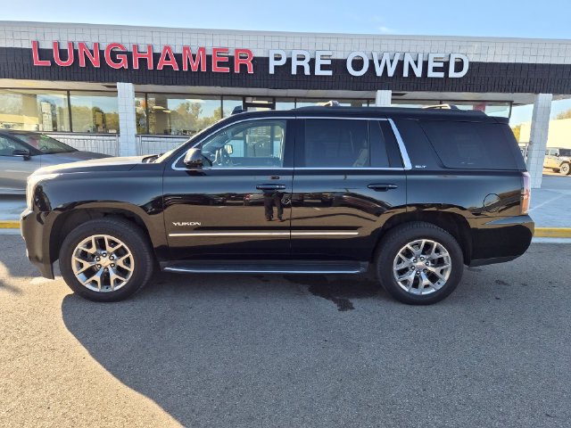 Used 2017 GMC Yukon SLT w/ HD Trailering Package AWD/4WD image 12