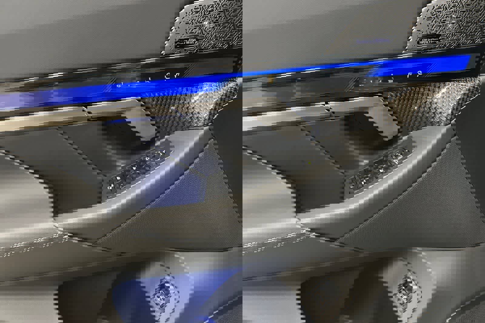 Used 2025 BMW M5 Touring w/ Executive Package image 12